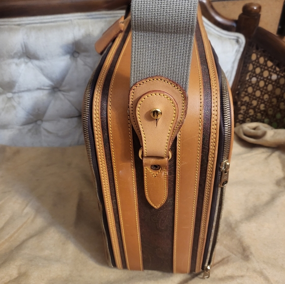 Rare Authentic vintage ETRO suitcase travel bag with guitar type strap. - Picture 8 of 16